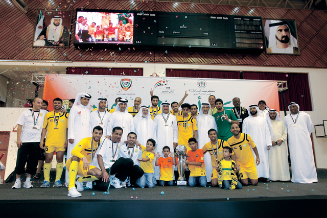 "السركال والفردان ومحمد بن فهد يتوسطون نجوم الوصل الأبطال\t تصوير - مصطفى الأميري"