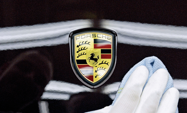 بورشه تكسب حكماً قضائياً بشأن التلاعب في السوق