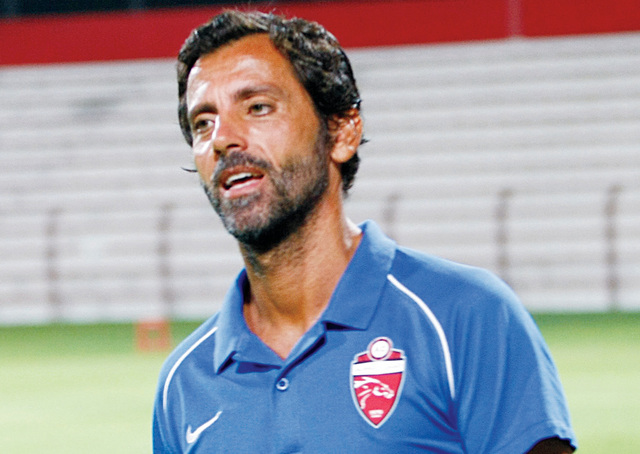 "بينيتو فلوريس"