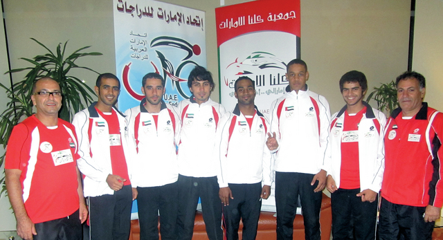 "منتخب الإمارات للدراجات \tمن المصدر"