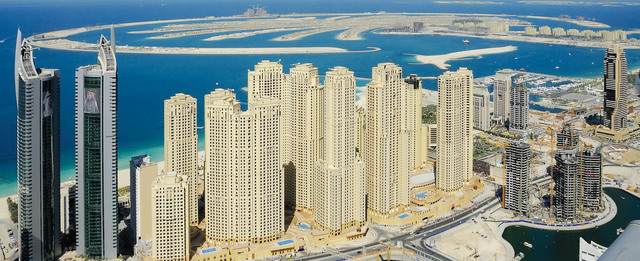 "الإمارات جذبت الاستثمارات الاجنبيةوتبنت الملكية الخاصة"