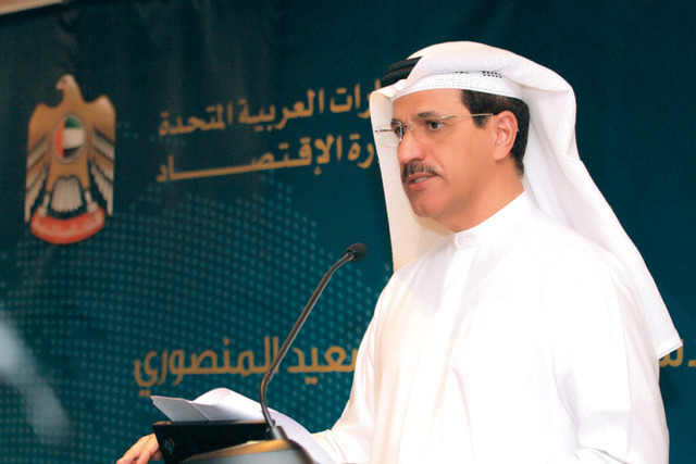 "المنصوري خلال الندوة أمس في دبي \tمن المصدر"