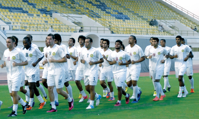 "من تدريبات كلباء تصوير محمد منور"