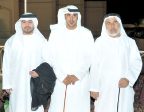 "العريس ووالده وعليان الشامسي"