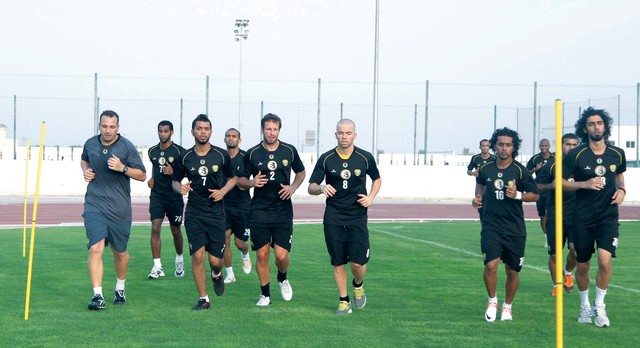 "الوصل يطمح لتعزيز بداياته القوية في الدوري أمام النصر تصوير حارس تي"