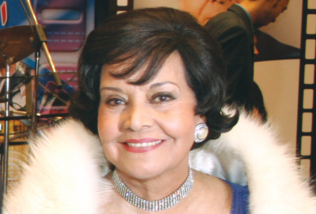 "مديحة يسري"