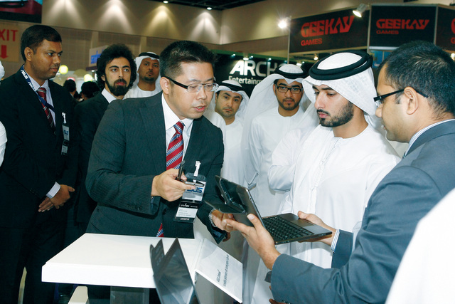 "ويشاهد منتجات شركة اسوس"