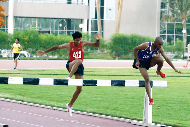 "من منافسات القوى \t البيان"