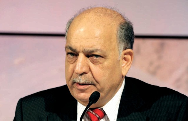 "الغضبان يتحدث خلال المؤتمر"