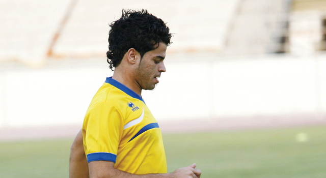 "المغربي عبد واحقي"