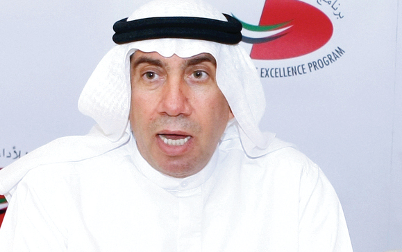 "النصيرات: سموه يتلمس احتياجات الوطن ويبذل كل جهد خلاق وممكن لتطوير العمل الحكومي"