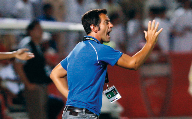 "كيكي أكثر من إشاراته بعد كل قرار للحكم \t البيان"