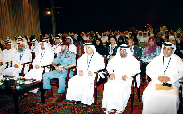 "ظاعن شاهين والسويدي وصالح جاني وفريال توكل والظاهري والحضور خلال المؤتمر \t\tالبيان"