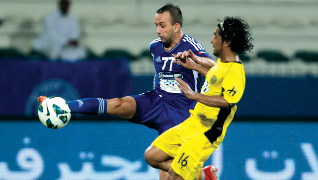 "مسكارا في مباراة الوصل \t\tالبيان"