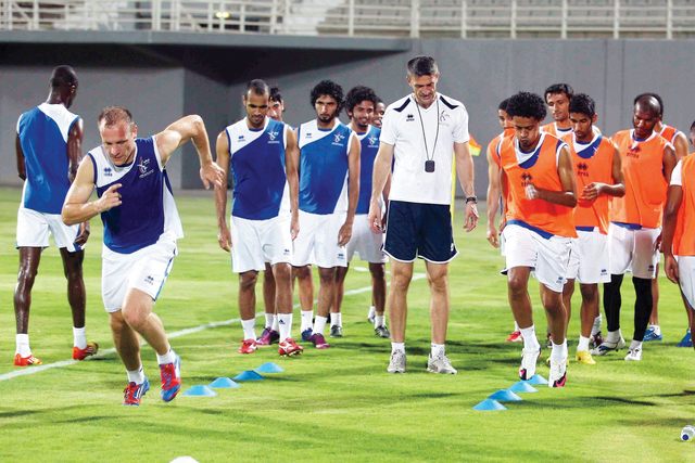 "جانب من تدريبات الوحدة من المصدر"