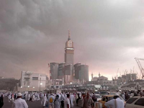 "صورة يتداولها السعوديون لأمطار مكة المكرمة"