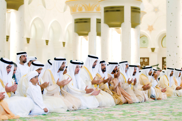 "وخلال الدعاء"