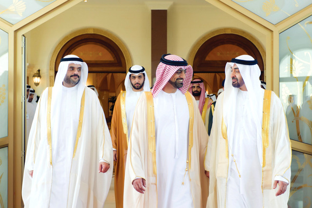 ".. وسموه مستقبلا سلطان بن محمد القاسمي وعمار النعيمي وراشد المعلا"