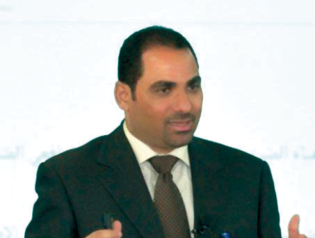 "شكري رجب العشماوي"