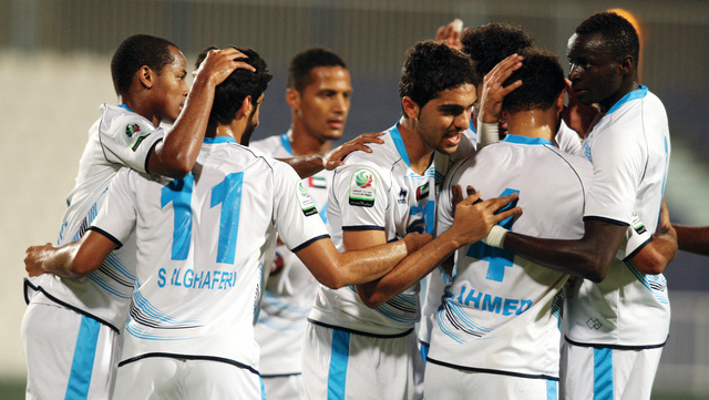 "فرحة لاعبي بني ياس بالفوز\t\tتصوير: مجدي اسكندر"