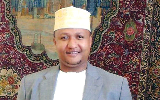"يوسف مدهوما"