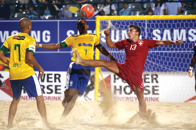 "جانب من مباراة البرازيل وسويسرا"