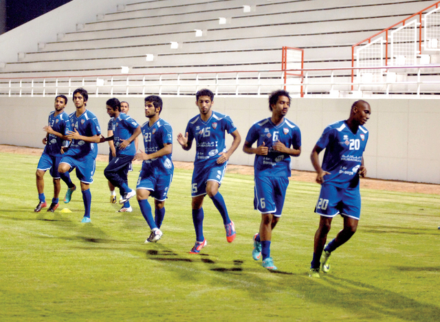 "من تدريبات المنتخب \t تصوير: محمد حنيف"