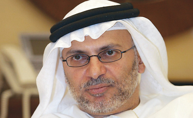 "أنور قرقاش"