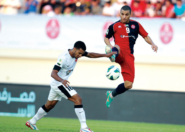"مدرب الكوماندوز اعترف أن الفريق لم يلعب بالصورة المطلوبة\tتصوير: سالم خميس"