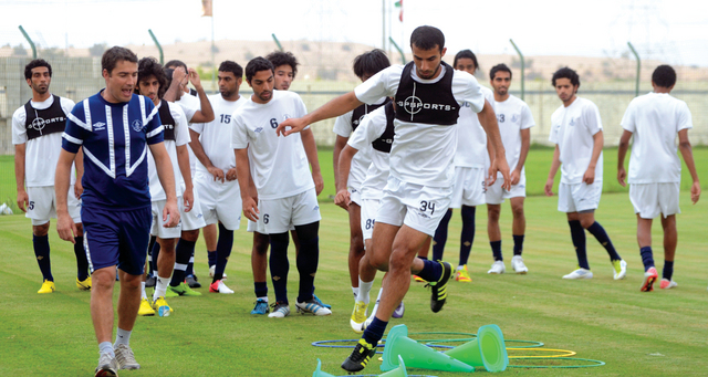 "من تدريبات دبي استعداداً للوحدة \t من المصدر"