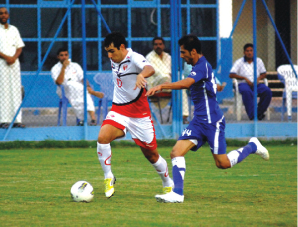 "الإمارات تغلب على التعاون \tتصوير ـ محمد حنيف"