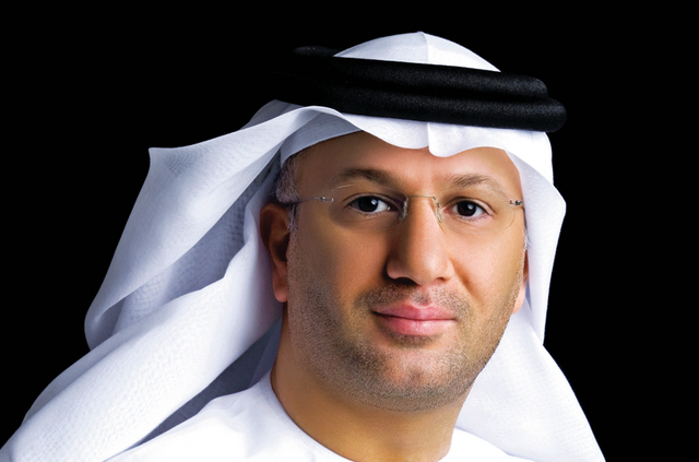 "محمد ناصر الغانم"