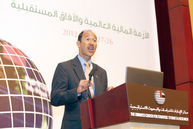 "السفير الأميركي خلال إلقاء كلمته"