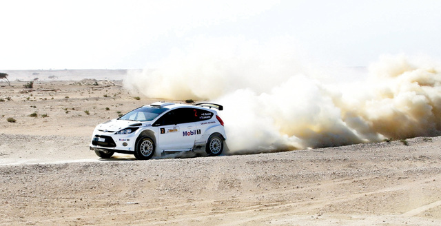 "عبد الله القاسمي في إحدى انطلاقاته ضمن جولات بطولة الشرق الأوسط\t أرشيفية"