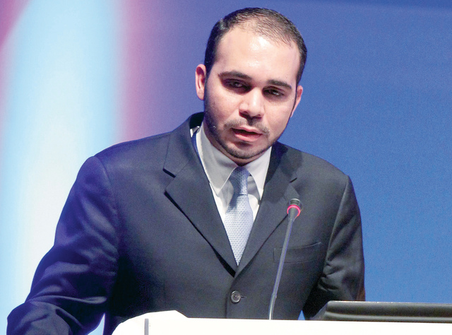 "علي بن الحسين يتحدث عقب انتهاء اجتماع الاتحاد الآسيوي \tمن المصدر"