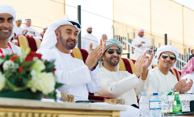 "محمد بن زايد وحمدان بن زايد وهزاع بن زايد ومحمد إبراهيم المحمود يتابعون المنافسات \tوام"