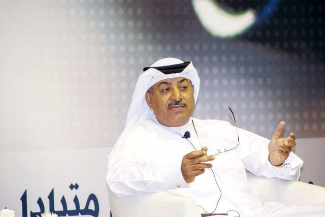 "أحمد بوسمنوه:  الشارقة بيئة حاضنة للإعلام وبدأت صحافتها بمبادرات شعبية"