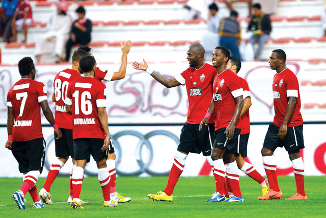 "فرحة لاعبي الاهلي بالفوز\t تصوير - يونس يونس"