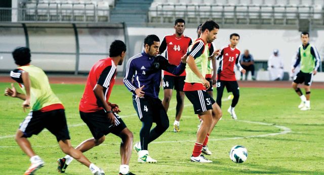 "العين يتطلع للفوز على الوحدة في الديربي\t البيان"