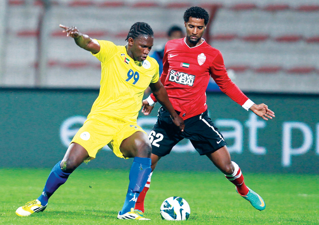 "الأهلي خسر فوزاً مطلوباً بالتعادل أمام الظفرة   \t   تصوير  سالم خميس"