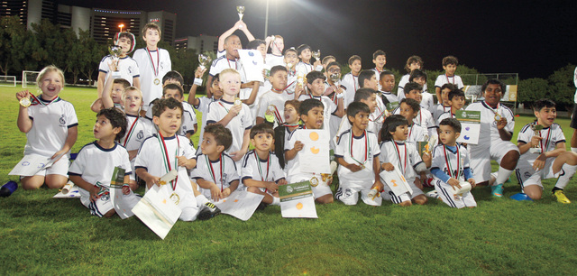"المواهب من خريجي أكاديمية ريال مدريد في دبي تصوير: أكسفير ويلسون"