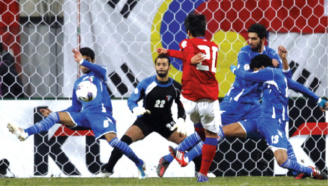 "من مباريات سابقة لمنتخب الكويت\t\tمن المصدر"