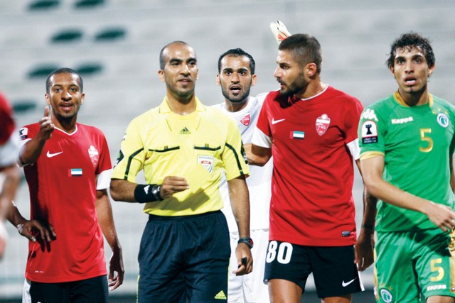 "دورينا يشهد بعض المناوشات والاحتجاجات على قرارات الحكام\t  البيان"
