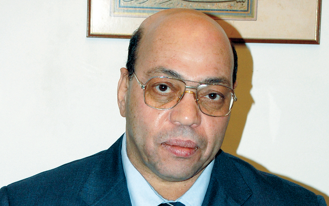 "شاكر عبداللطيف"