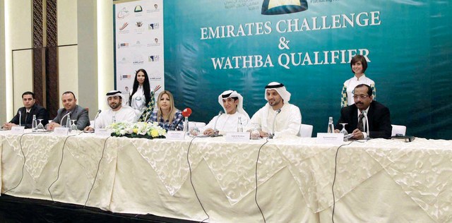 "النعيمي وصوايا والهاشمي والنعيمي وعبارة وحماد خلال المؤتمر الصحافي للإعلان عن بطولة الإمارات للقدرة تصوير: مجدي إسكندر"