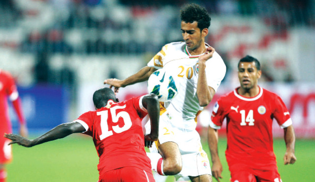 "من لقاء الافتتاح بين البحرين وعمان"