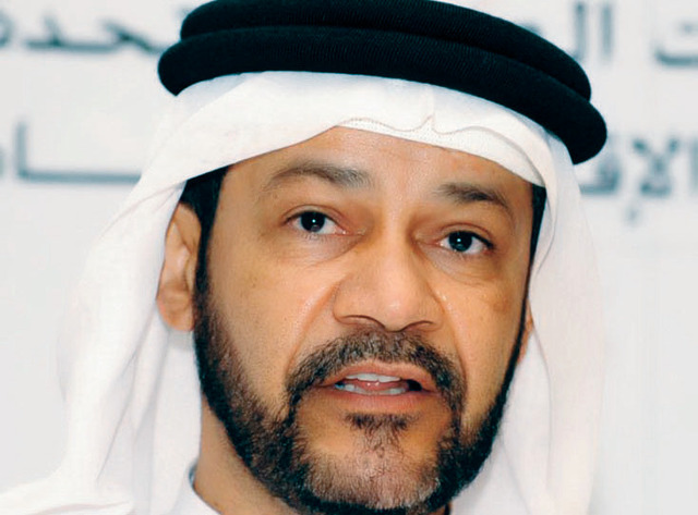 "هاشم النعيمي: تم مناشدة إدارات المرور في الدولة بعدم ترخيص المركبات إلا بعد التأكد من شرائها من الوكيل الرسمي"