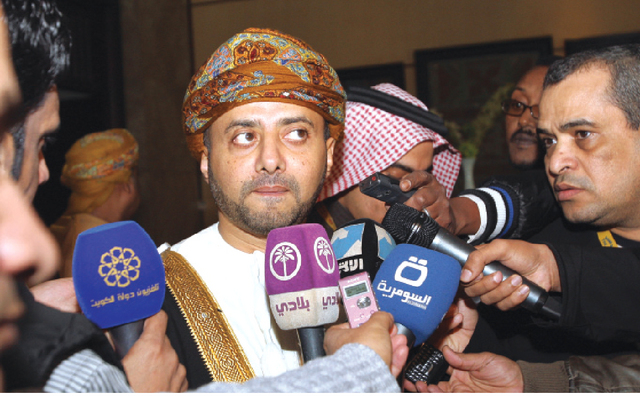 "خالد البوسعيدي يتحدث للإعلام عن خطوات الاعتراف بكأس الخليج"