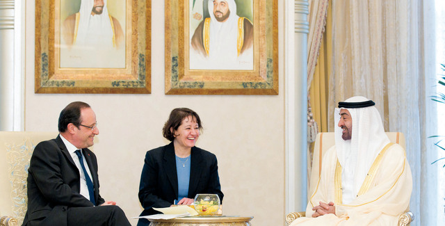 "محمد بن زايد لدى لقائه هولاند\tوام"