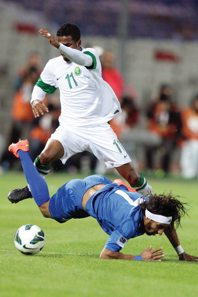 "من مباراة المنتخب السعودي مع نظيره الكويتي في الجولة الثالثة لخليجي 21"